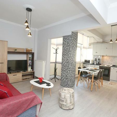 Oli'S Luxury Apartment Thessaloniki Exterior foto