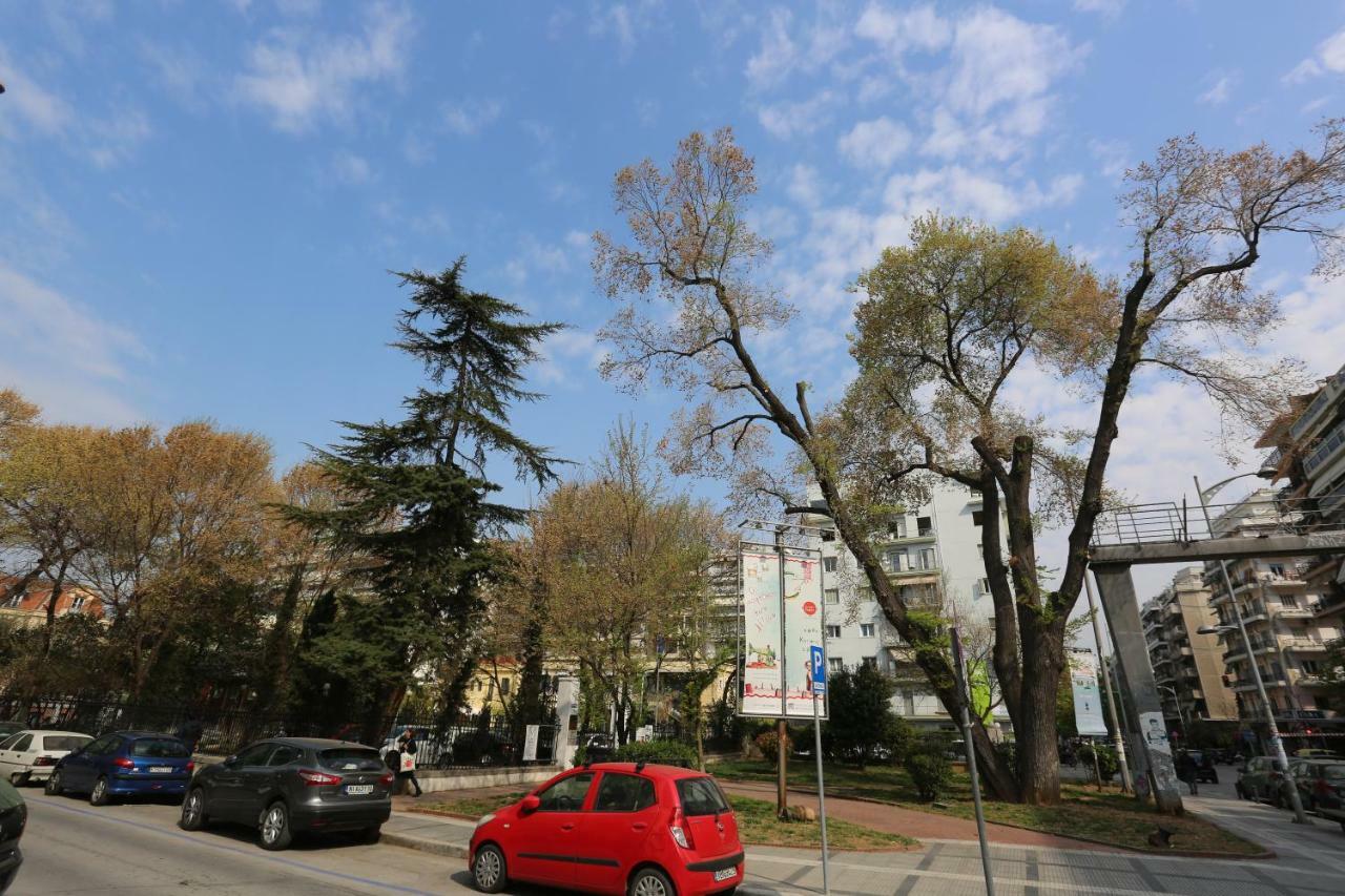 Oli'S Luxury Apartment Thessaloniki Exterior foto